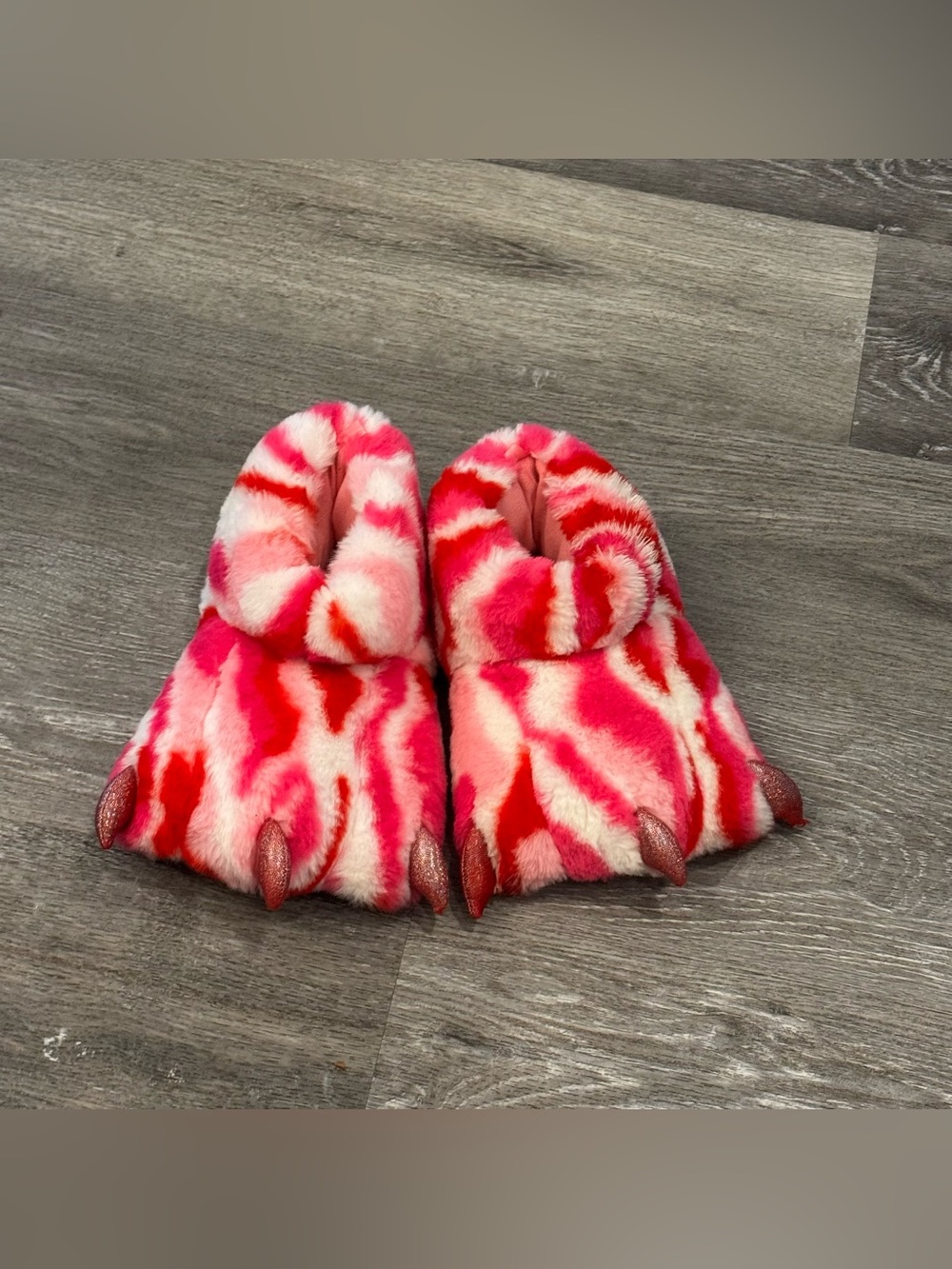 wonder nation Plush Monster Claw Slippers - Pink & Red